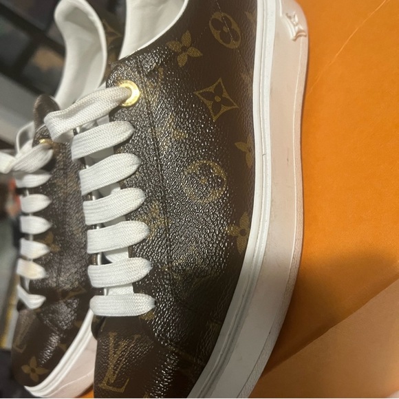 Louis Vuitton Monogram Brown and White Sneakers - Picture 5 of 6